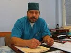 Борис Пугачёв по-прежнему работает главным хирургом больницы.